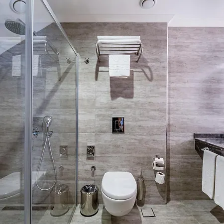Tryp By Wyndham Sisli Отель