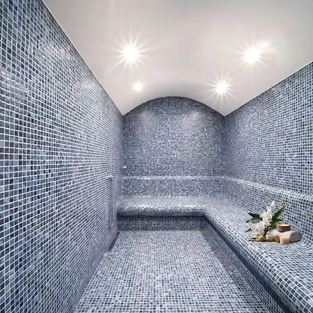 Tryp By Wyndham Sisli 4*