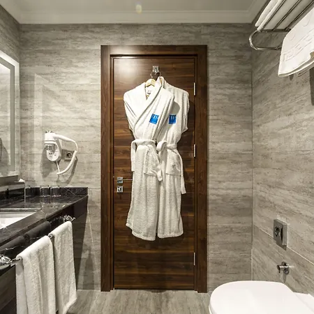 Tryp By Wyndham Sisli 호텔 4*