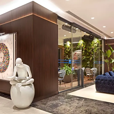 Hotel Tryp By Wyndham Sisli 4*