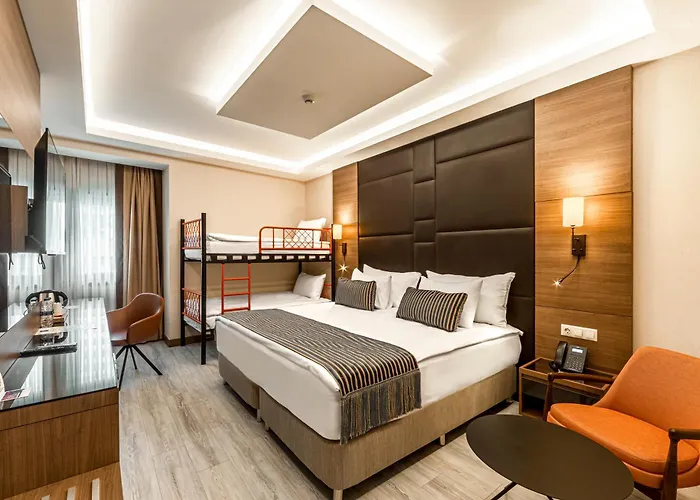 Hotel Tryp By Wyndham Sisli 4*