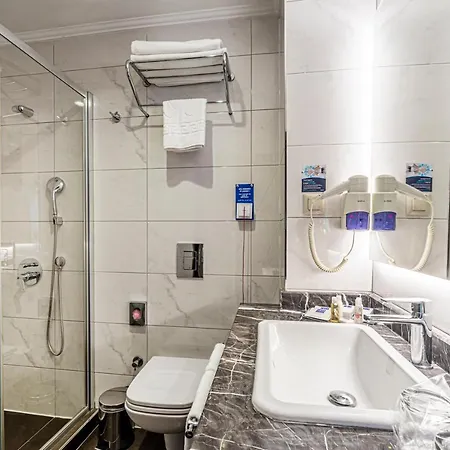 Tryp By Wyndham Sisli 호텔 4*