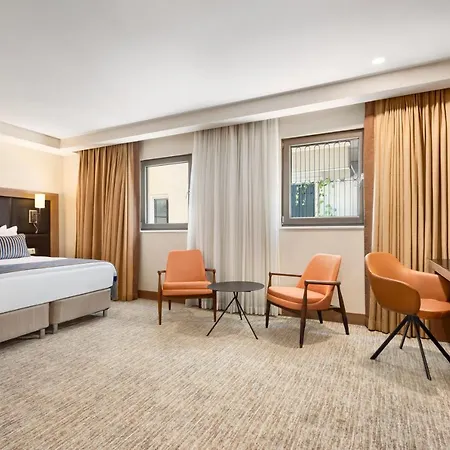 호텔 Tryp By Wyndham Sisli 4*