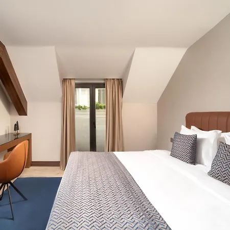 호텔 Tryp By Wyndham Sisli 4*